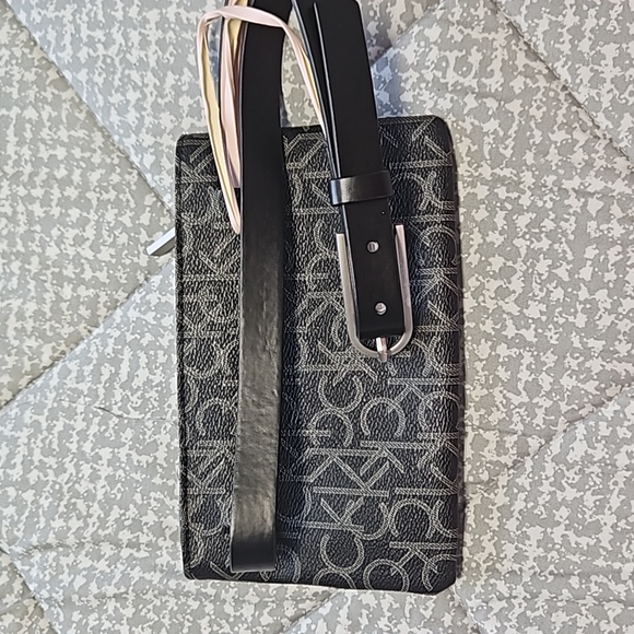 Calvin Klein waist bag - Picture 2 of 4
